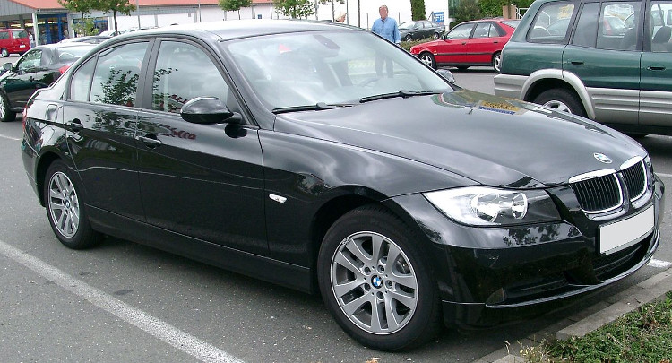 BMW Serii 3 E90 - Cena wymiany filtra paliwa