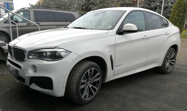 BMW X6 F16 - cena wymiany filtra powietrza