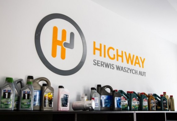 Logo HighWay Serwis w Biurze Obsługi Klienta