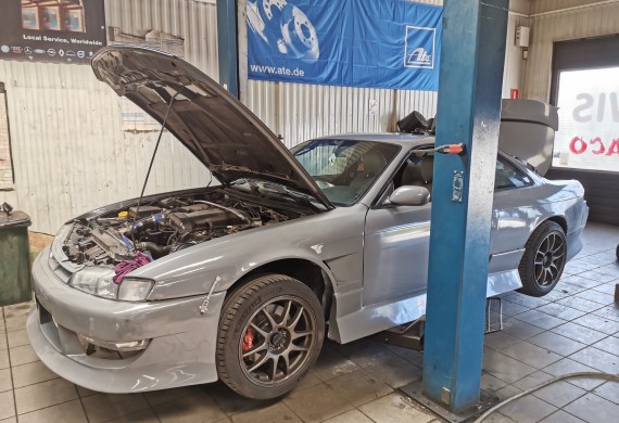 Czasami trzeba też działać na sportowo ;) Nissan Silvia s14 200sx Turbo! 